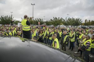 Lire la suite à propos de l’article « gilets jaunes » : Refondation lance un cahier de doléances…